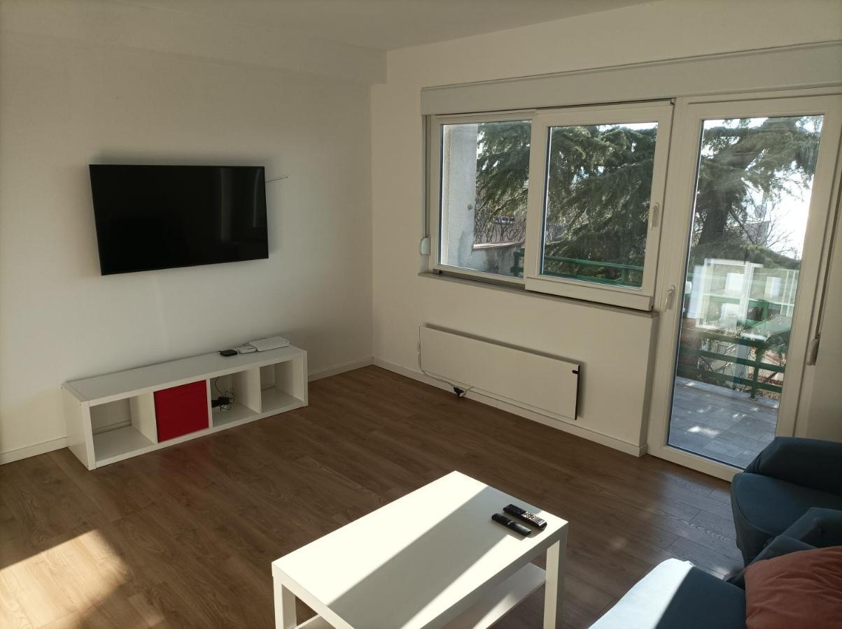 Apartman Pecine Rijeka Buitenkant foto