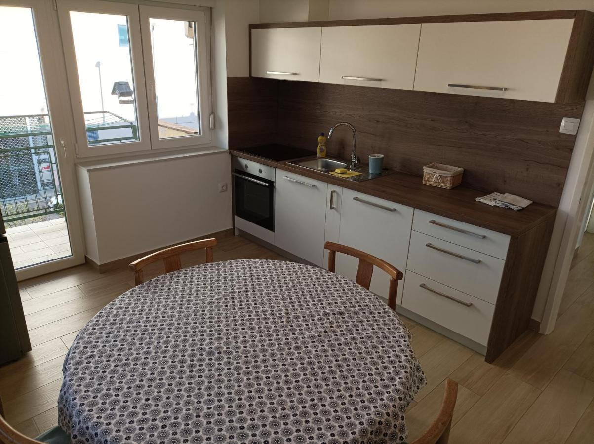 Apartman Pecine Rijeka Buitenkant foto