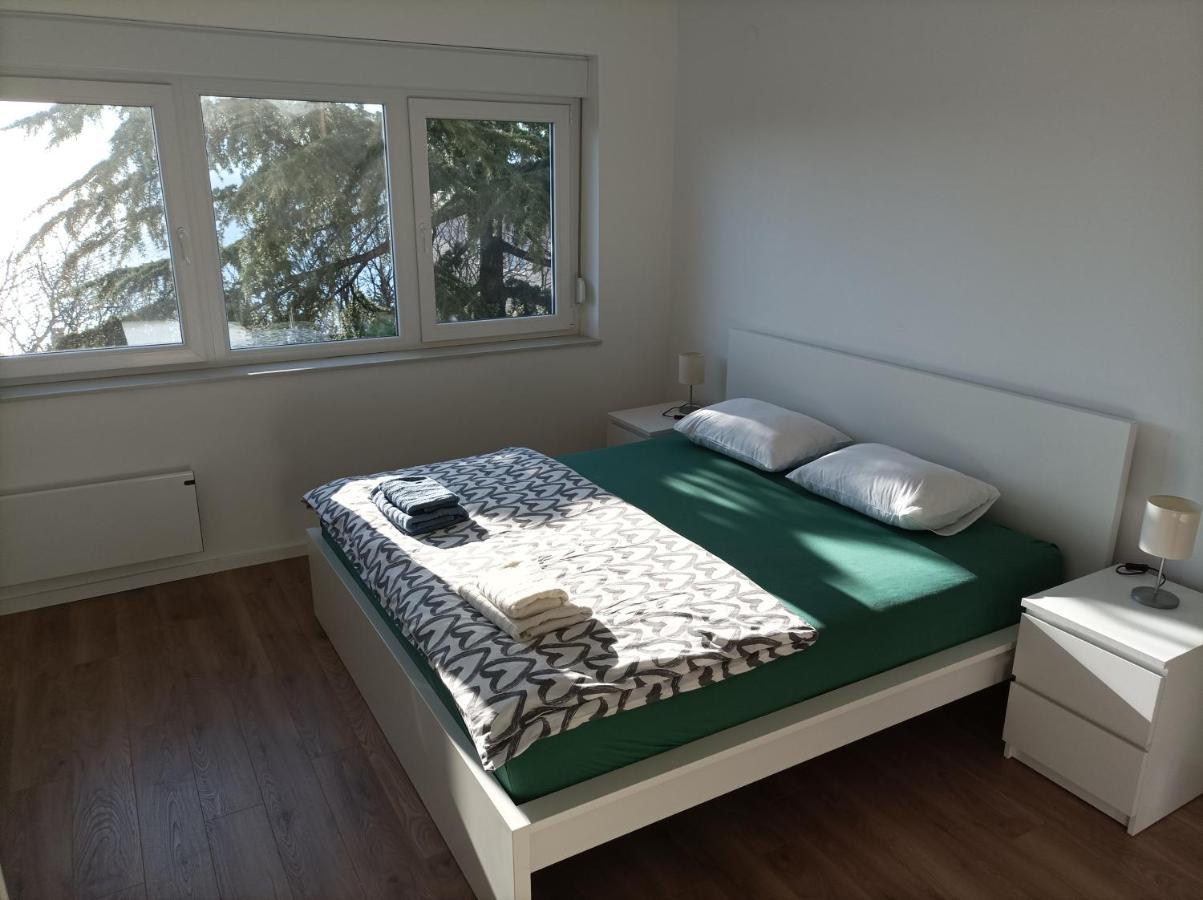 Apartman Pecine Rijeka Buitenkant foto