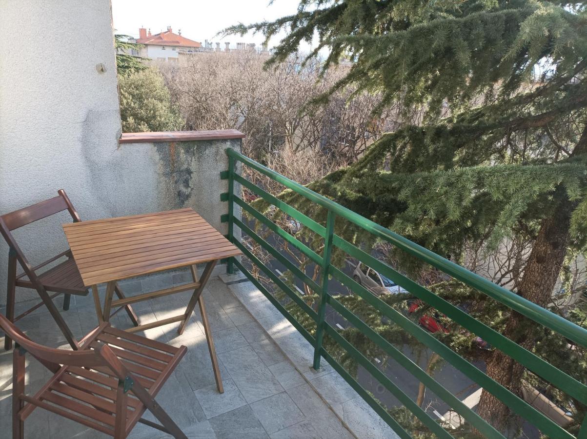 Apartman Pecine Rijeka Buitenkant foto